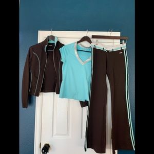 Bebe Sport 3-piece yoga set